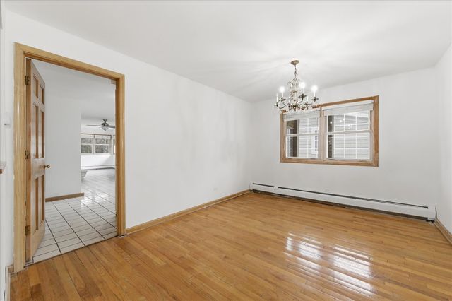 6N879 Dunham Road, Wayne, IL 60184