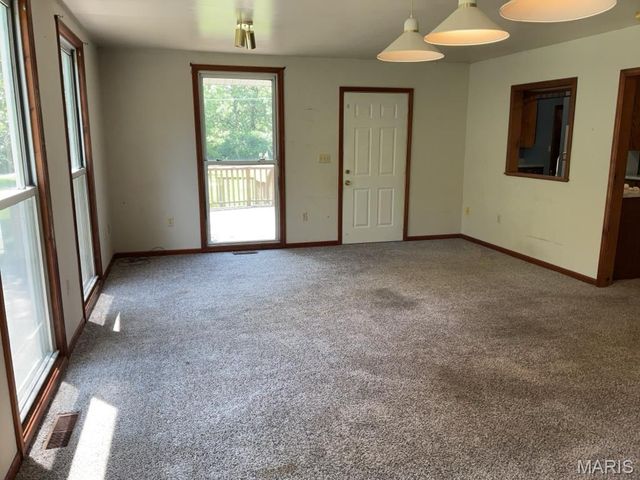 13875 Highway Pp, Dixon, MO 65459