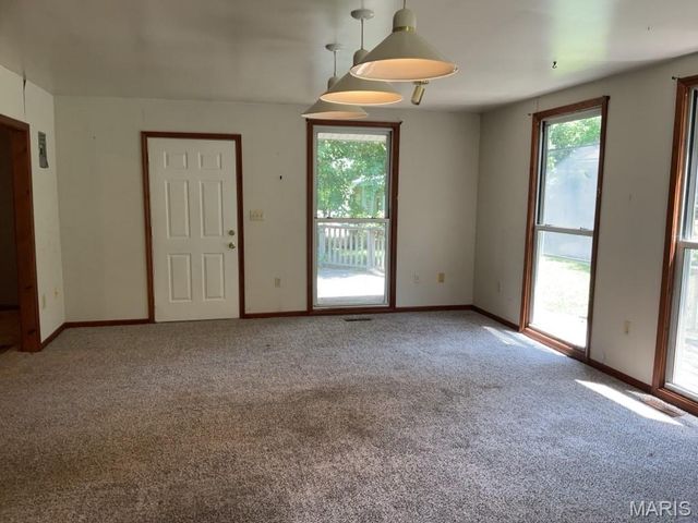 13875 Highway Pp, Dixon, MO 65459