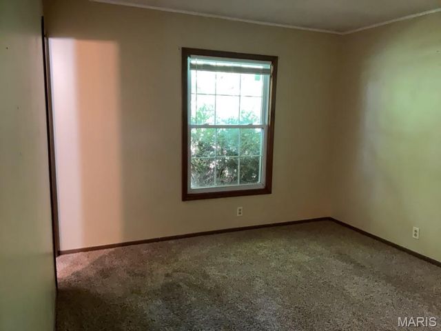 13875 Highway Pp, Dixon, MO 65459