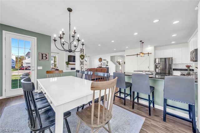 345 Woodside Lane, Tallmadge, OH 44278