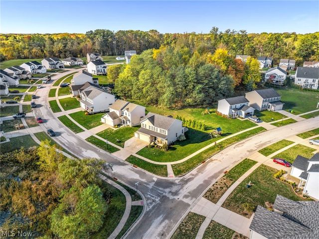 345 Woodside Lane, Tallmadge, OH 44278