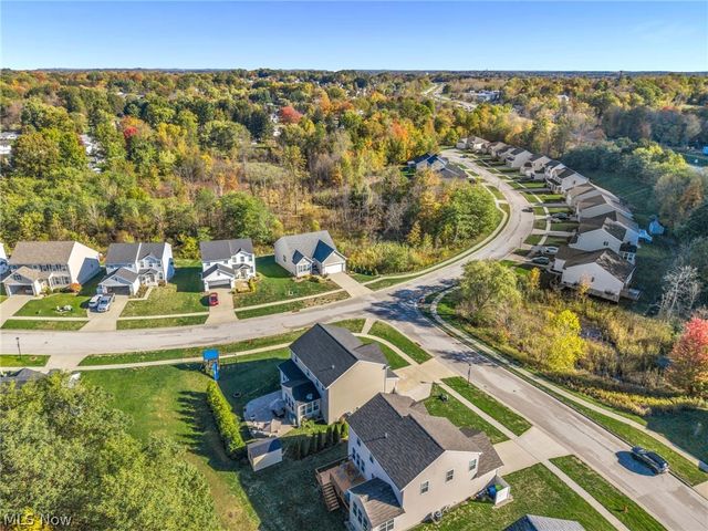 345 Woodside Lane, Tallmadge, OH 44278