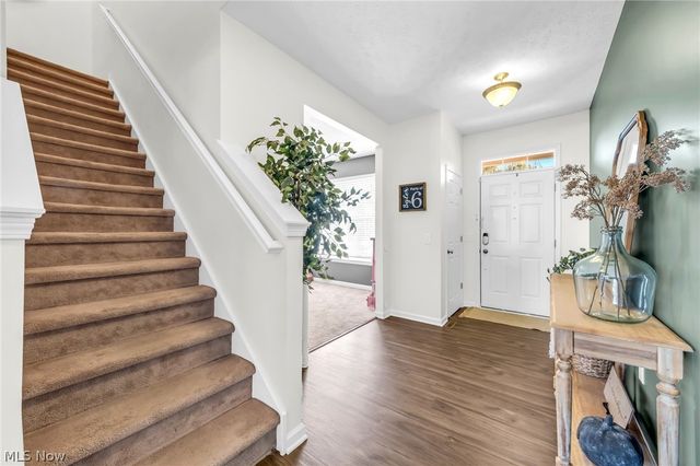 345 Woodside Lane, Tallmadge, OH 44278