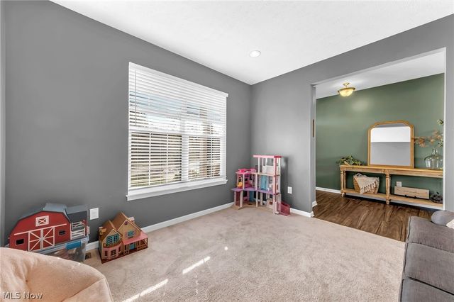 345 Woodside Lane, Tallmadge, OH 44278