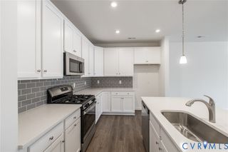 12220 Marsett Ct Unit#202, Glen Allen, VA 23059