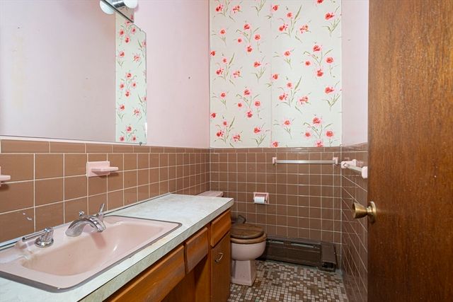 11 Brabrook, Acton, MA 01720