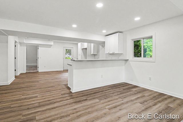 7880 W Lake Road, Holton Twp, MI 49457