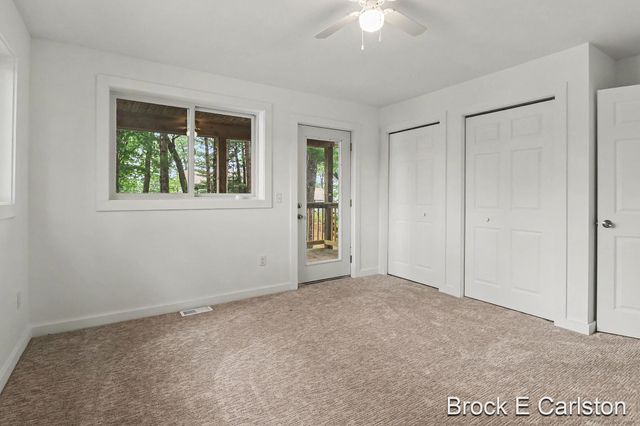 7880 W Lake Road, Holton Twp, MI 49457