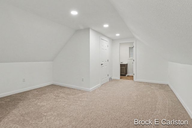7880 W Lake Road, Holton Twp, MI 49457