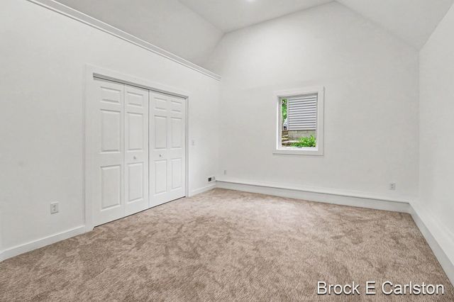 7880 W Lake Road, Holton Twp, MI 49457