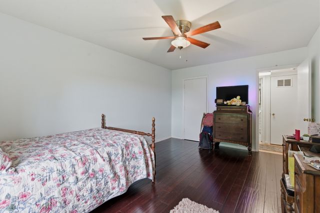 5025 Hillsboro Pike Apt 15L, Nashville, TN 37215