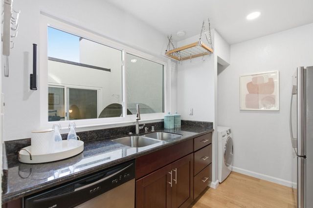 1919 Alameda De Las Pulgas 71, San Mateo, CA 94403