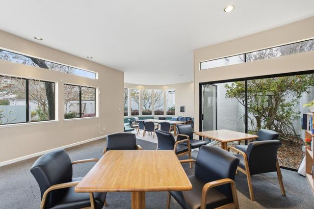 1919 Alameda De Las Pulgas 71, San Mateo, CA 94403