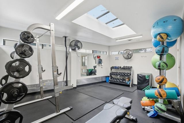 1919 Alameda De Las Pulgas 71, San Mateo, CA 94403