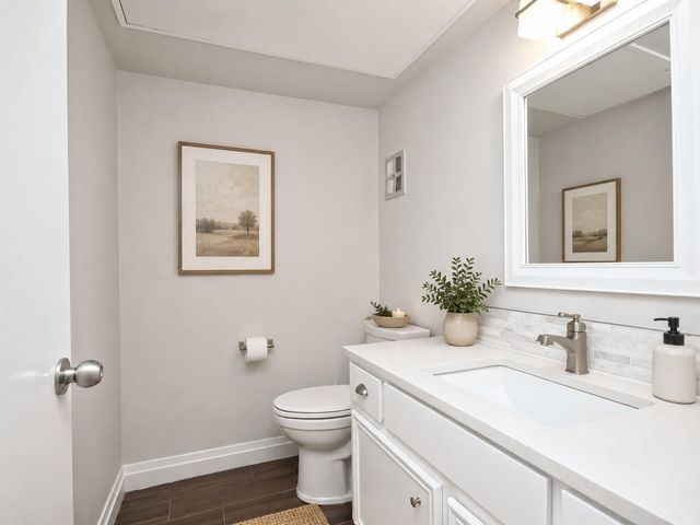 191 World Of Tennis SQ, Lakeway, TX 78738