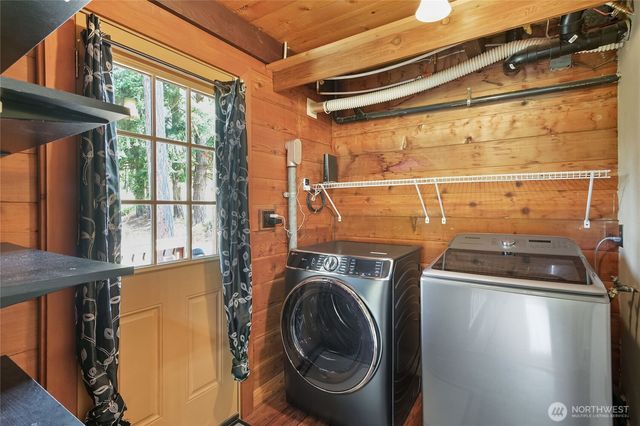 300 Modrow Road, Kalama, WA 98625