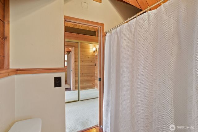 300 Modrow Road, Kalama, WA 98625