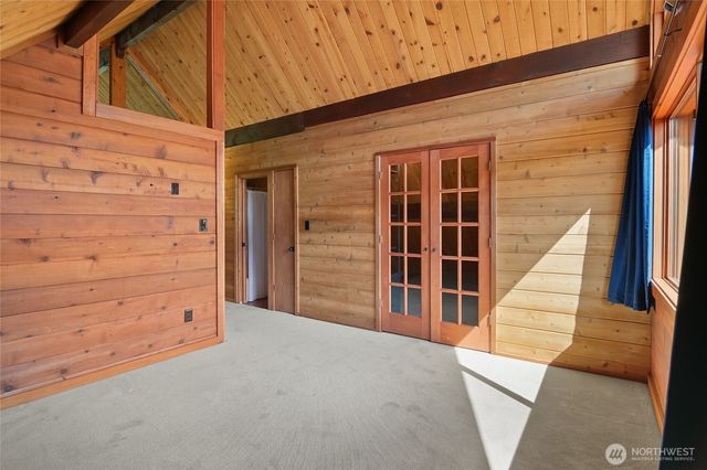 300 Modrow Road, Kalama, WA 98625