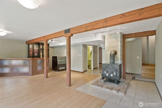 300 Modrow Road, Kalama, WA 98625