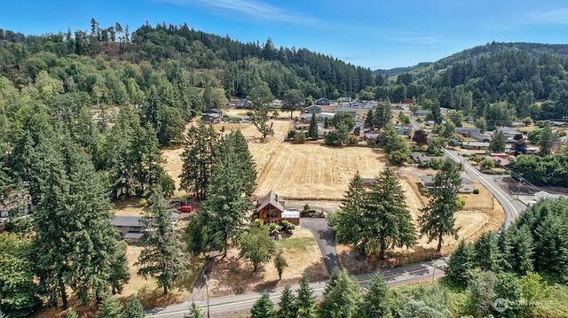 300 Modrow Road, Kalama, WA 98625