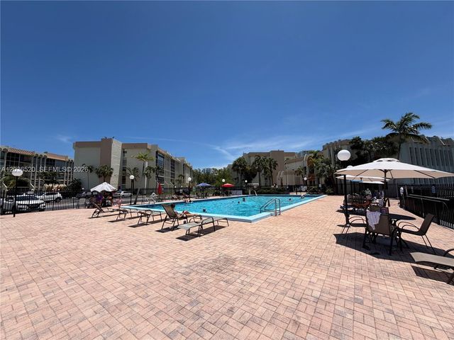 501 Three Islands Blvd 303, Hallandale Beach, FL 33009