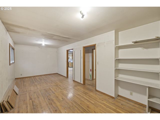 4015 Sw 185TH Ave, Beaverton, OR 97078