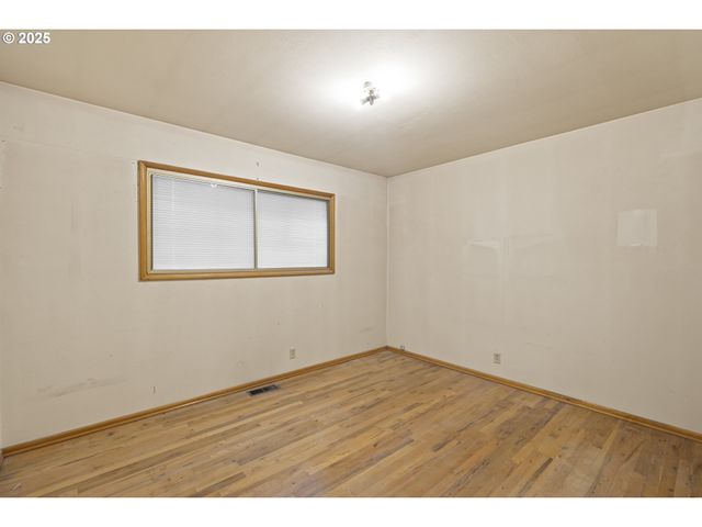 4015 Sw 185TH Ave, Beaverton, OR 97078