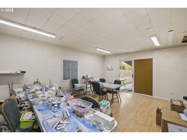 4015 Sw 185TH Ave, Beaverton, OR 97078