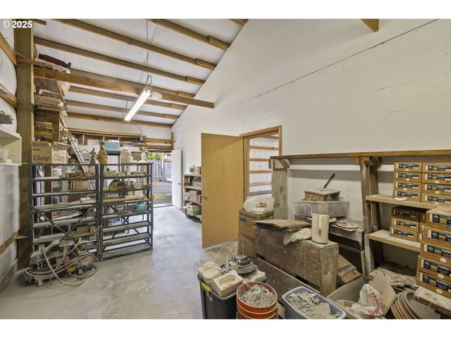 4015 Sw 185TH Ave, Beaverton, OR 97078