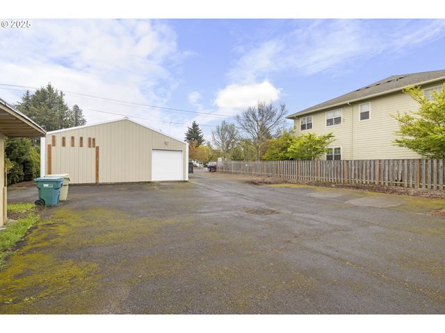 4015 Sw 185TH Ave, Beaverton, OR 97078