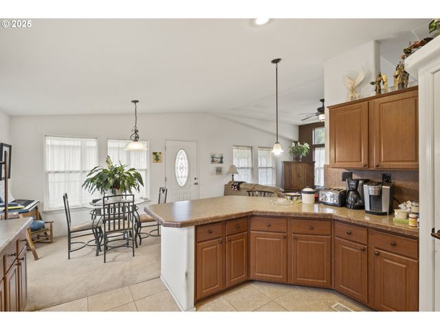 4015 Sw 185TH Ave, Beaverton, OR 97078