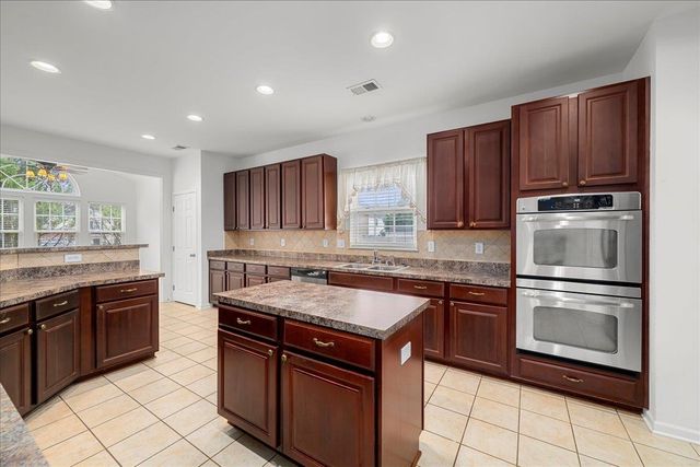 200 Stonebury Drive, Simpsonville, SC 29681