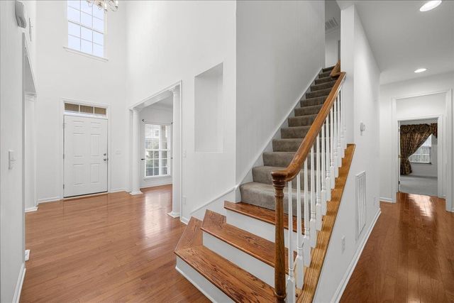 200 Stonebury Drive, Simpsonville, SC 29681