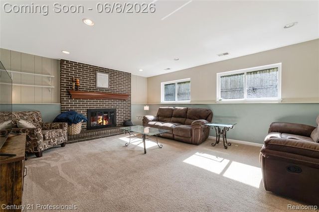 9664 Listeria Street, Commerce Twp, MI 48382