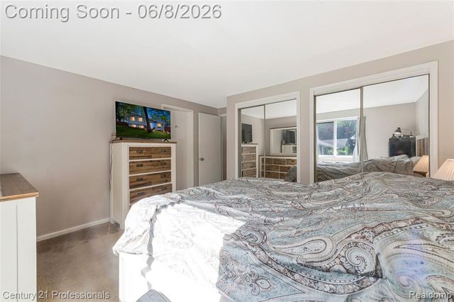 9664 Listeria Street, Commerce Twp, MI 48382