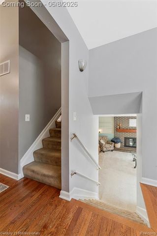 9664 Listeria Street, Commerce Twp, MI 48382