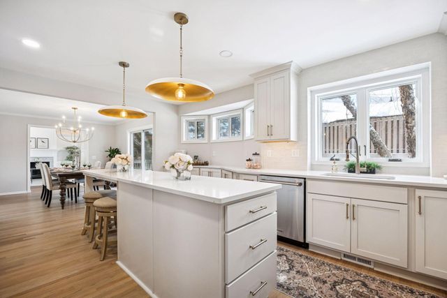 6507 Gleason Court, Edina, MN 55436