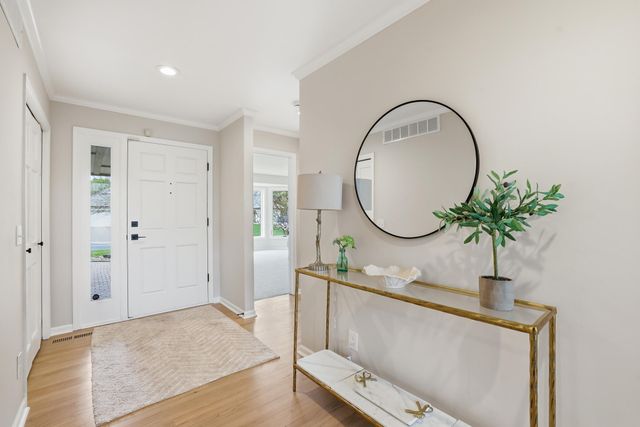 6507 Gleason Court, Edina, MN 55436