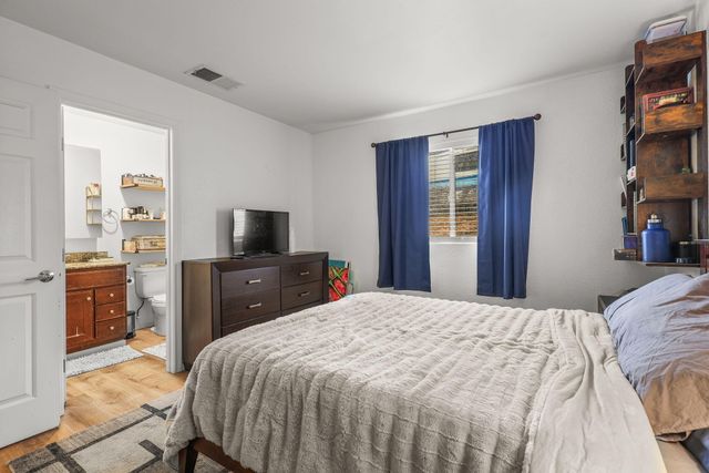 1111 Jaxon Way, Redding, CA 96003