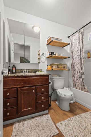 1111 Jaxon Way, Redding, CA 96003