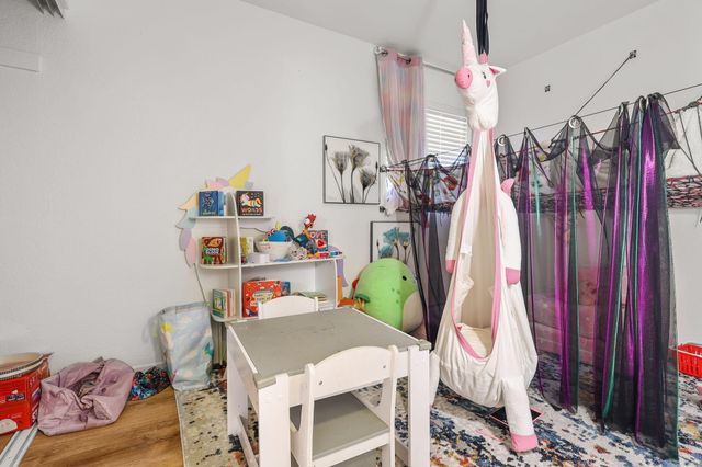 1111 Jaxon Way, Redding, CA 96003