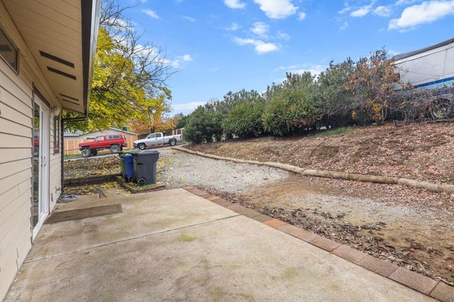 1111 Jaxon Way, Redding, CA 96003