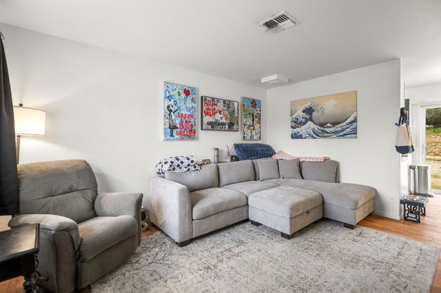 1111 Jaxon Way, Redding, CA 96003