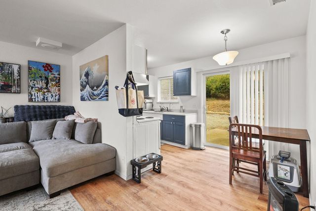 1111 Jaxon Way, Redding, CA 96003