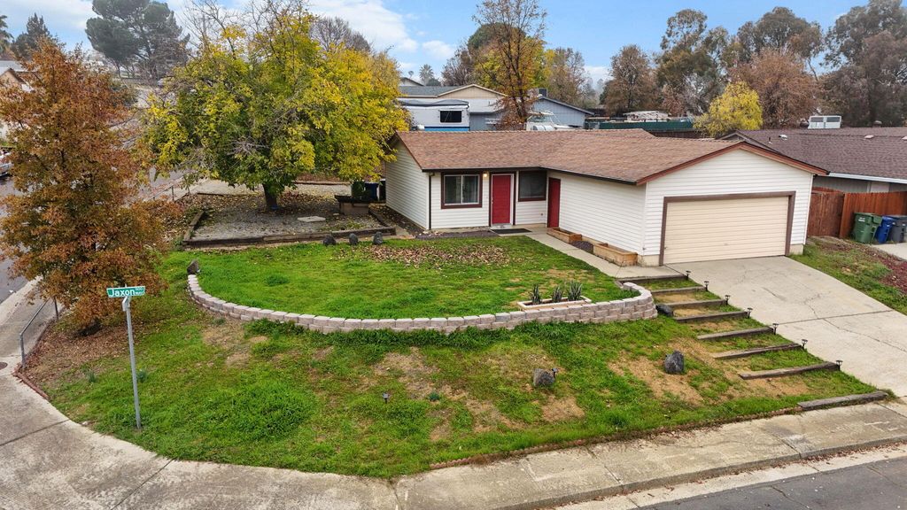 1111 Jaxon Way, Redding, CA 96003