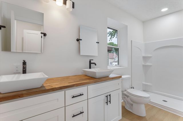 302 HARRISON Street, Council Bluffs, IA 51503