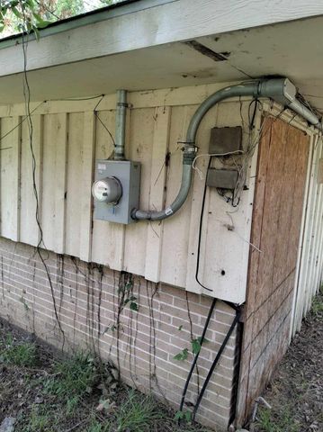 911 Shore Shadow Drive, Houston, TX 77336