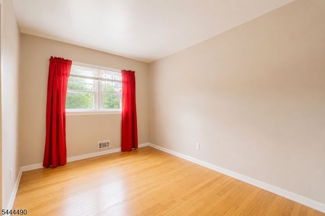 1224 Union St, Linden City, NJ 07036