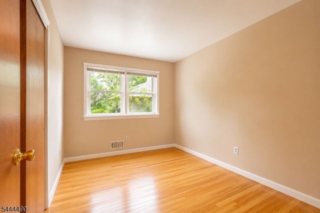 1224 Union St, Linden City, NJ 07036